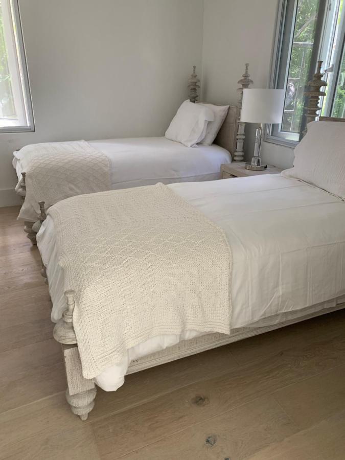 The Cay House Hotell Mangrove Cay Eksteriør bilde